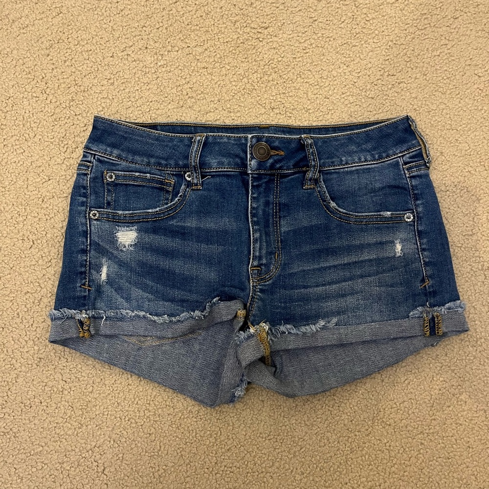 American Eagle Low Rise Stretch Jean Shorts Medium Wash